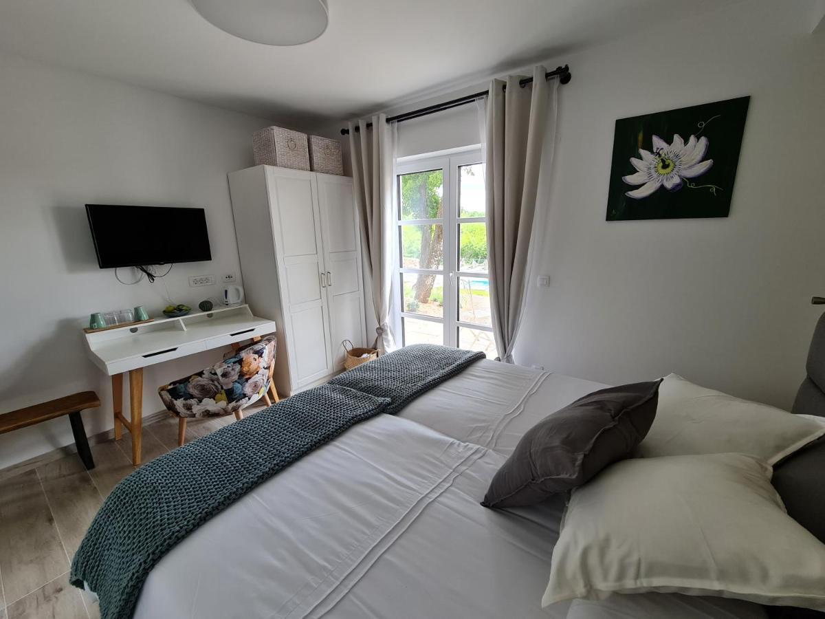 Boutique Resort Osma - Adults Only Malinska Exterior foto
