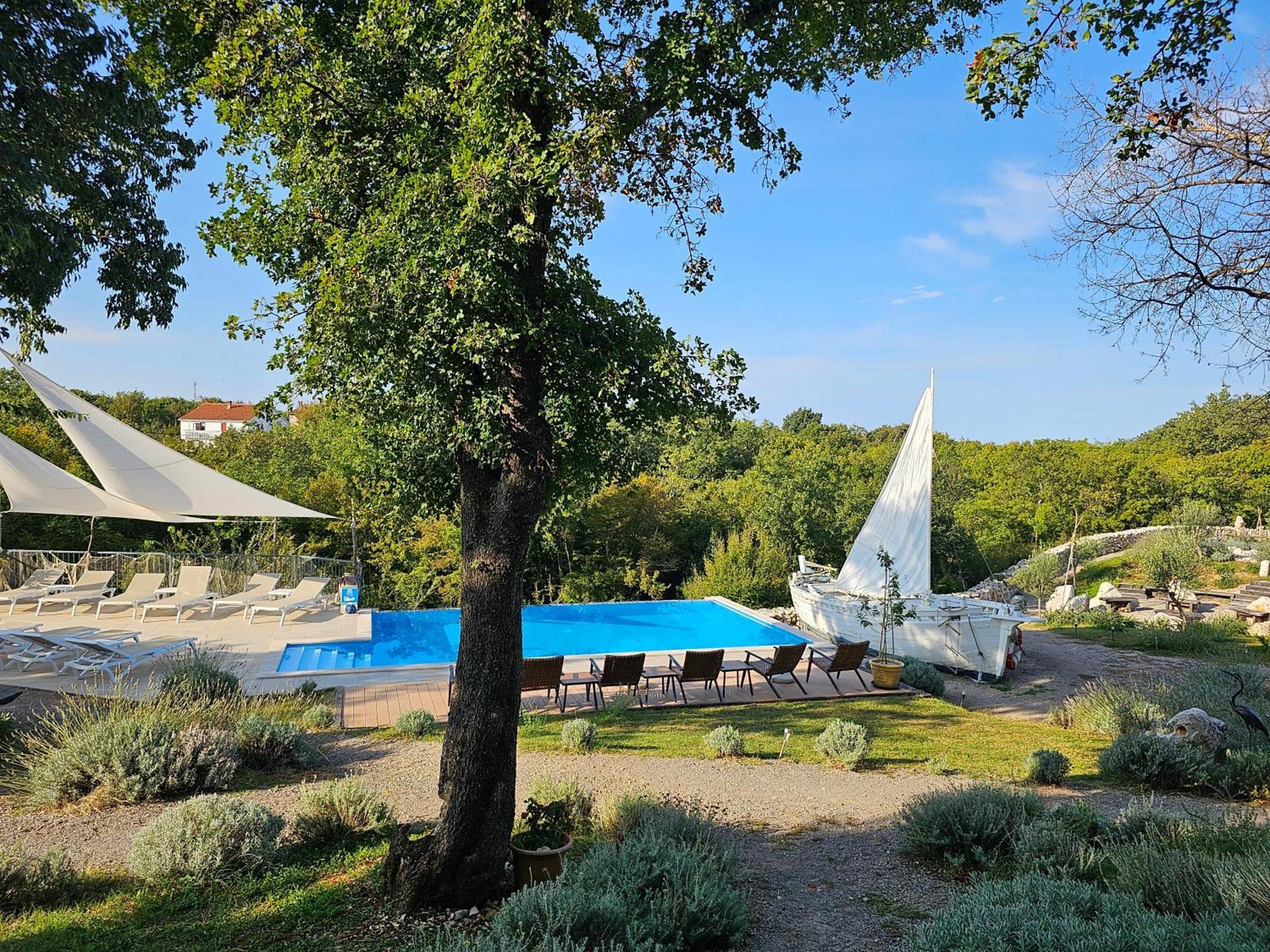 Boutique Resort Osma - Adults Only Malinska Exterior foto